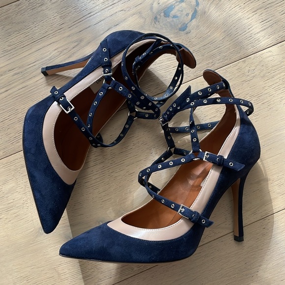 Valentino | Suede Love Latch Grommet Heel - Picture 2 of 9